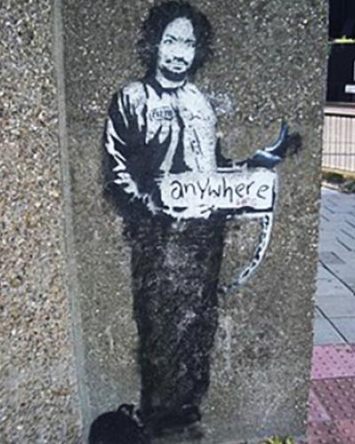 Banksy_Hitchhiker_to_Anywhere_Archway_2005